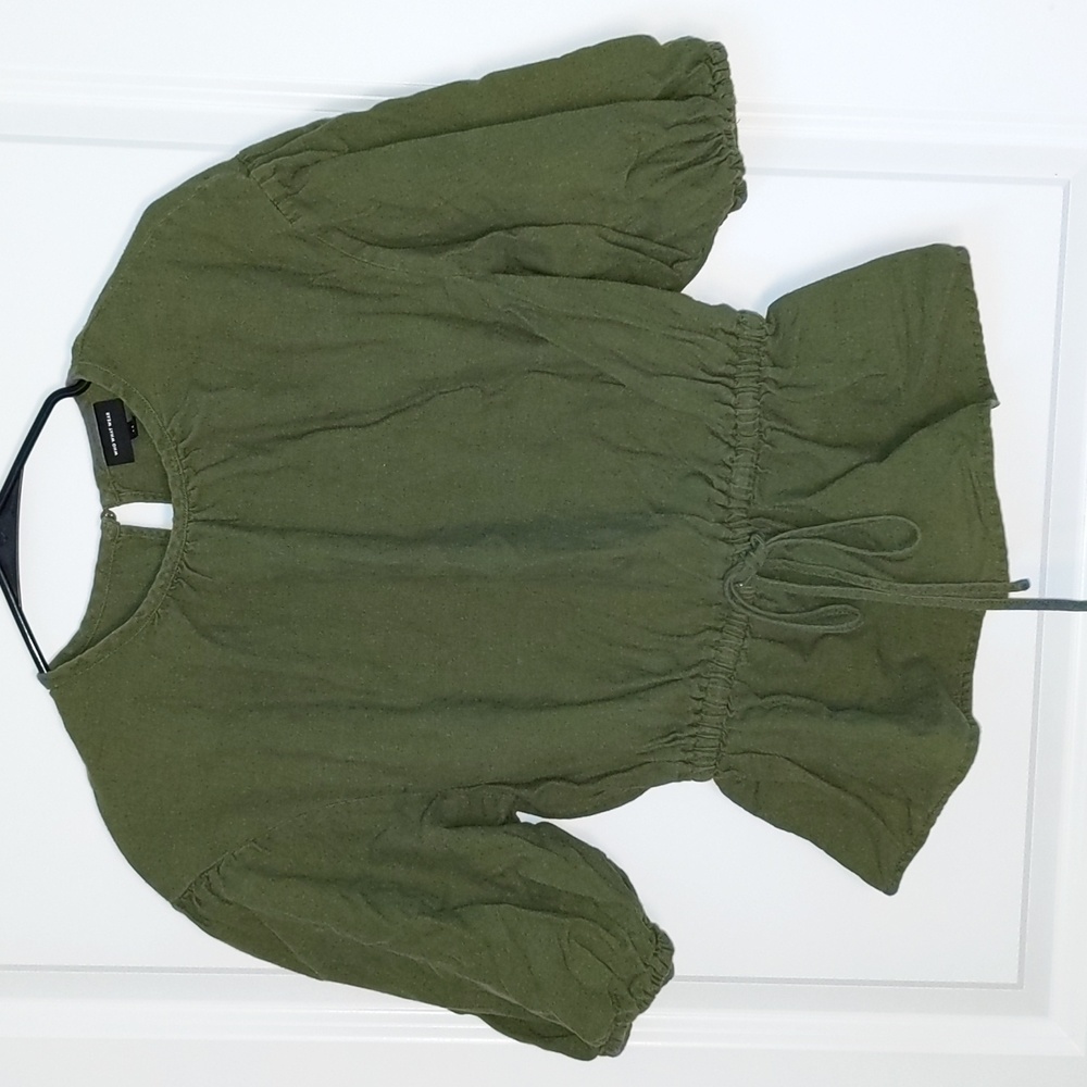 Who What Wear Bell Sleeve Peplum Top